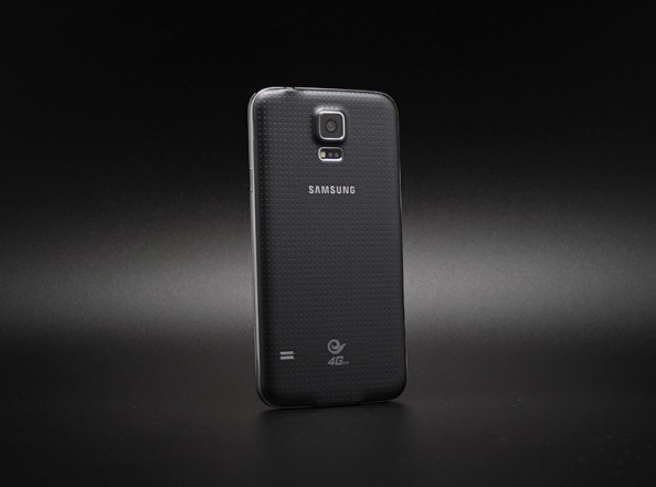 maketa-samsung-i9600-s5-g900-crna.jpg