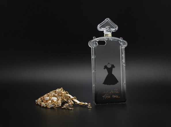 torbica-perfume-za-iphone-5.jpg